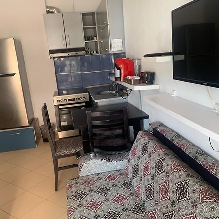 Beton Vlora B Studio Exteriör bild