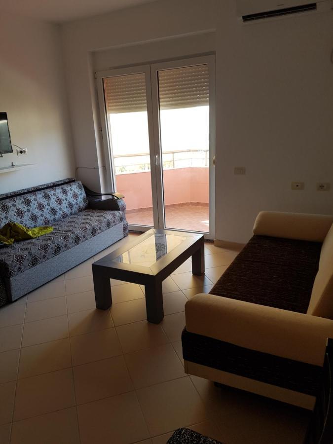 Beton Vlora B Studio Exteriör bild